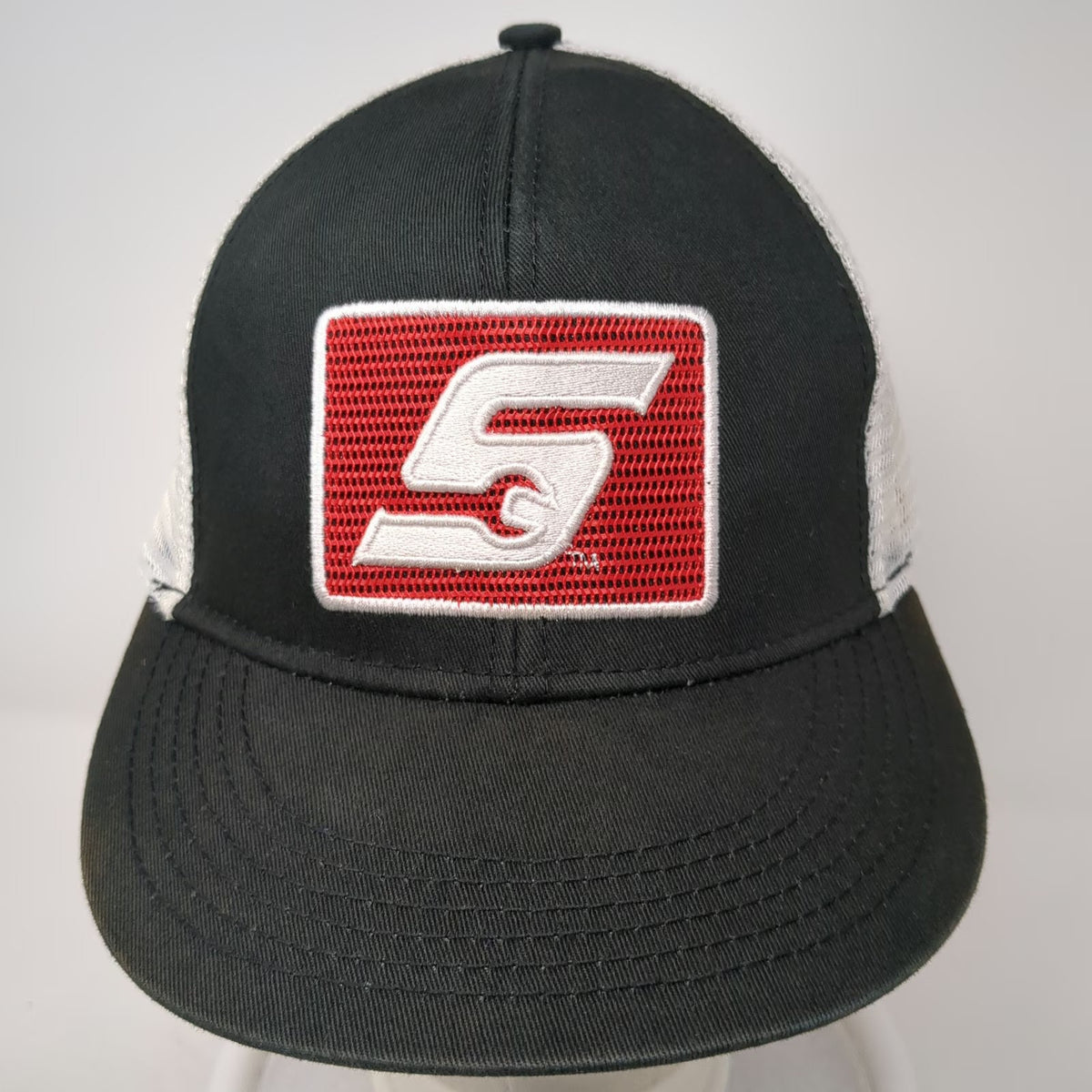 Snap-on Trucker Hat Black Red White One Size Mesh Back Snapback Tool Logo Patch