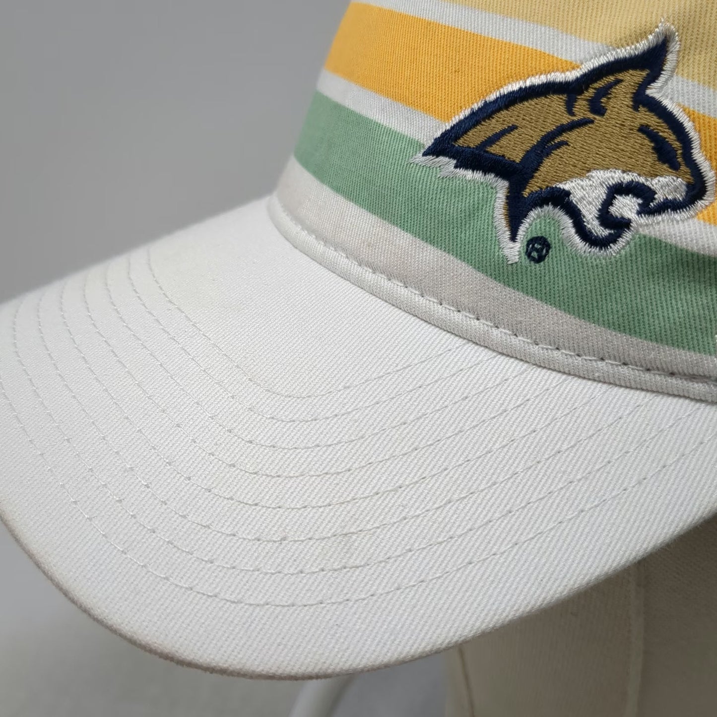 Texas State Bobcats NCAA The Game Cap White One Size Mesh Stripes Slideback Hat