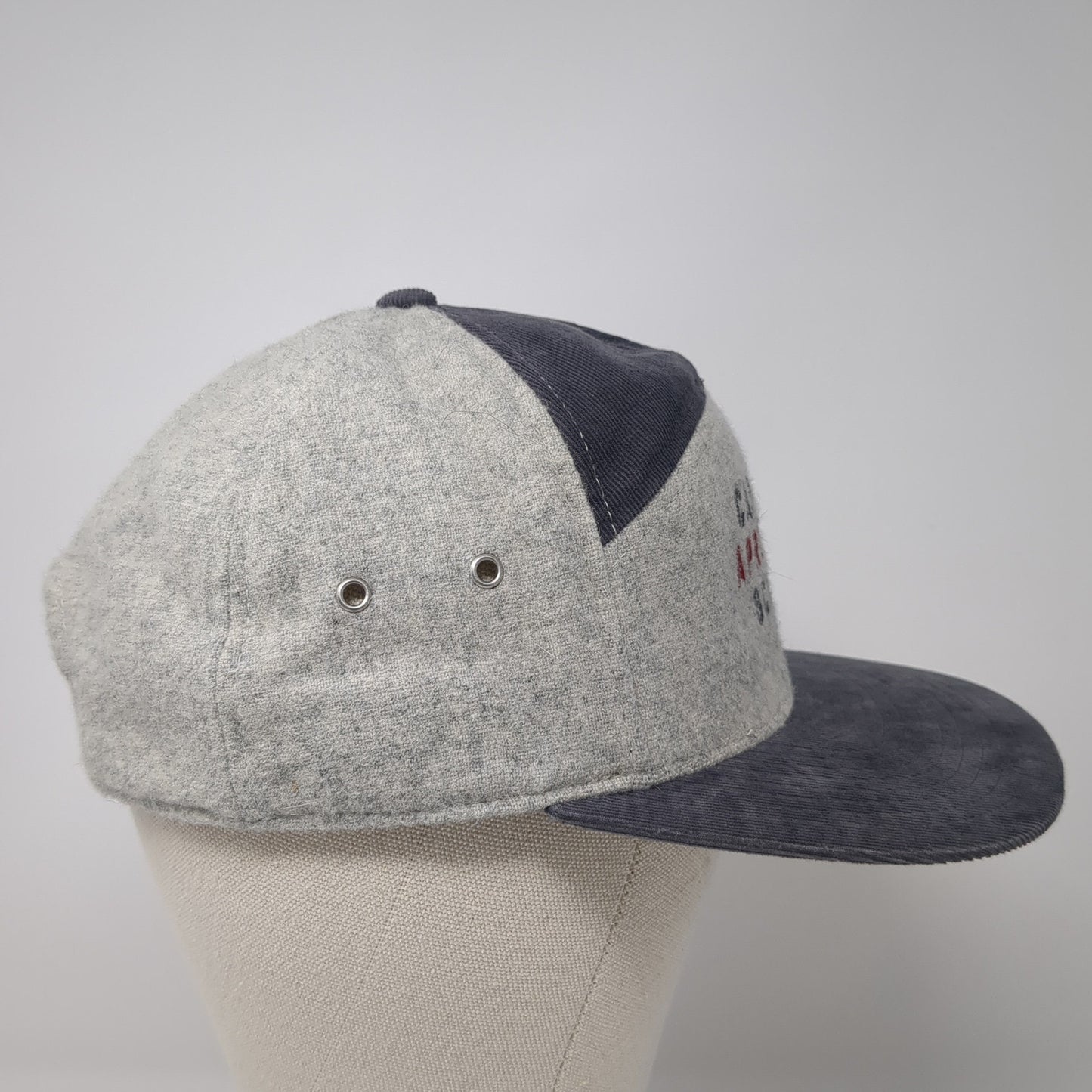 Captuer Apres Ski School 5 Panel Cap Gray One Size Adjustable Embroidered