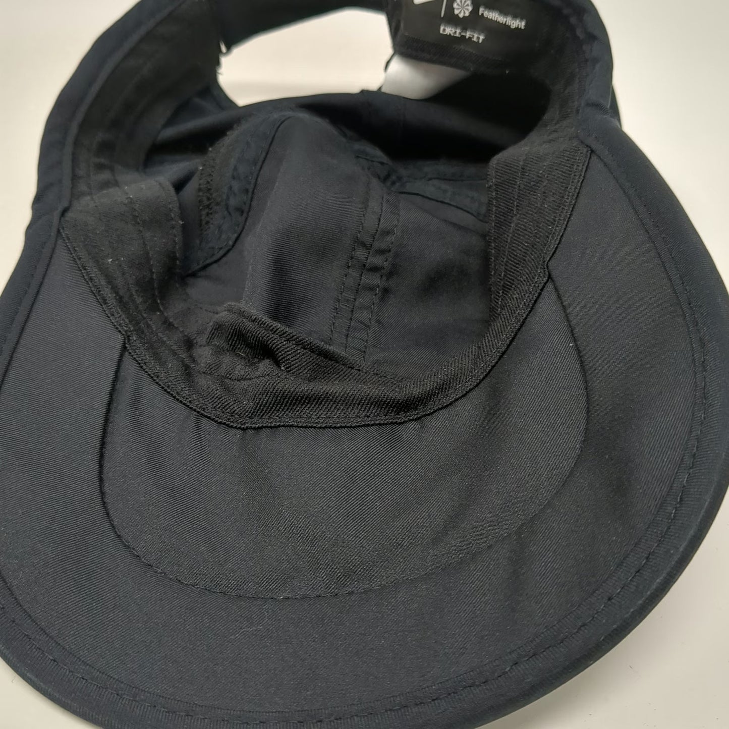 Nike Baseball Cap Black One Size Featherlight Dri-FIT Adjustable Swoosh Logo Hat