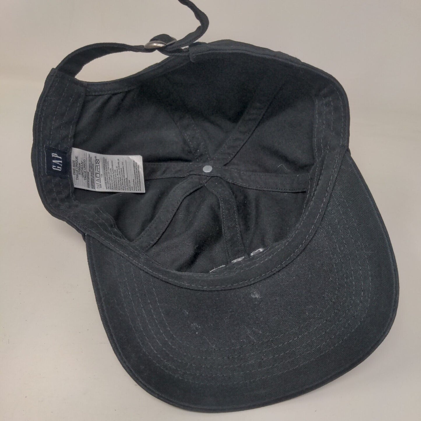 Gap Slideback Hat Black One Size Adjustable Embroidered Vented Holes 6 Panel