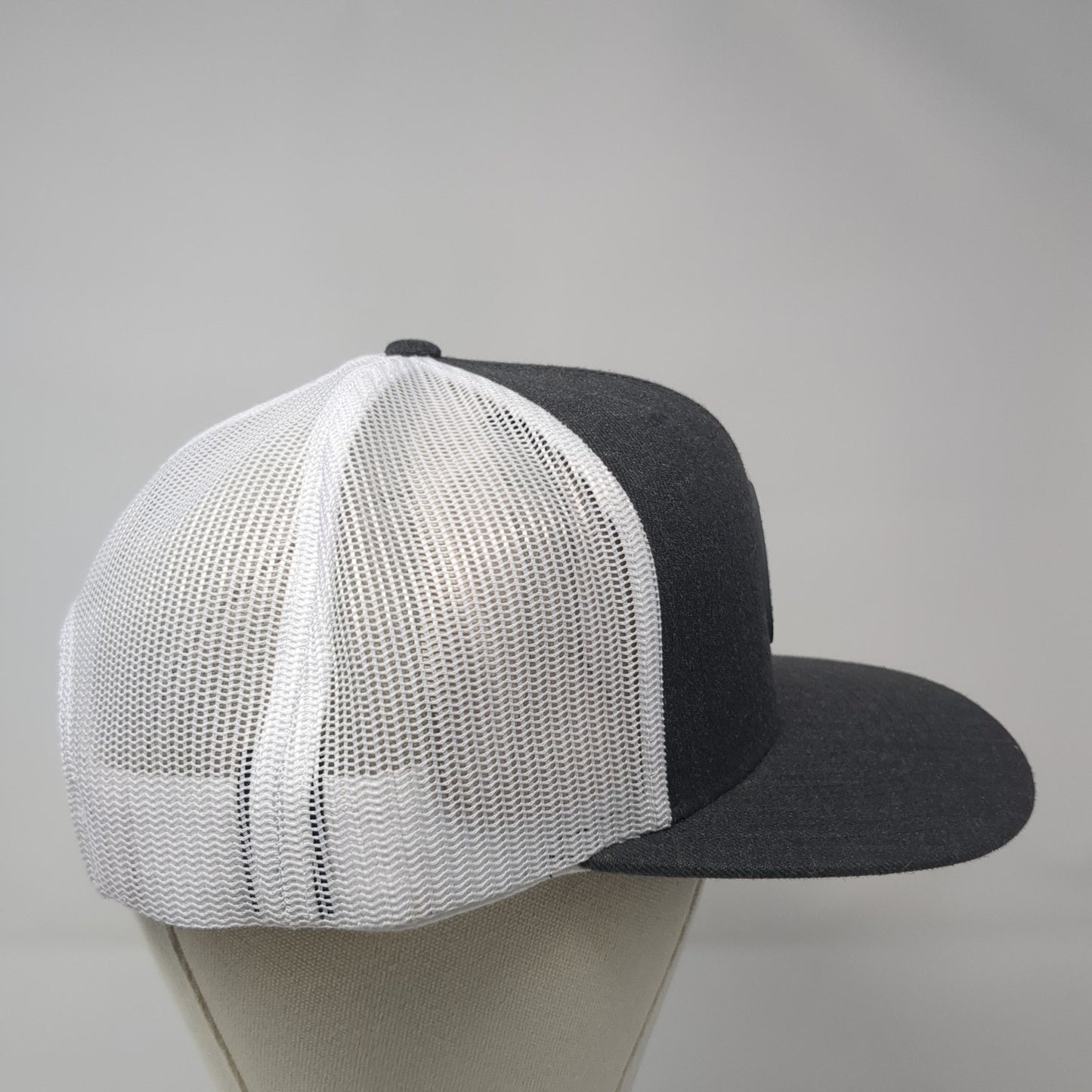 Unbranded Snapback Trucker Hat Gray One Size Adjustable Mesh Back 6 Panel