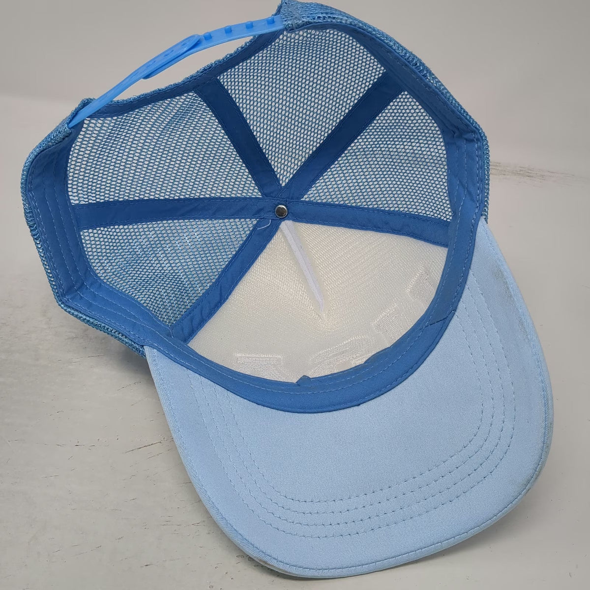 Trucker Hat Blue One Size USA Chenille Patch Gold Trim Mesh Foam Front Snapback