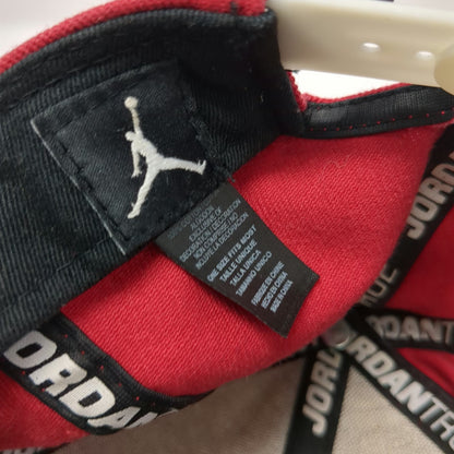 Jordan Snapback Red One Size Hat Jumpman Logo Embroidered Cotton White Flat Brim