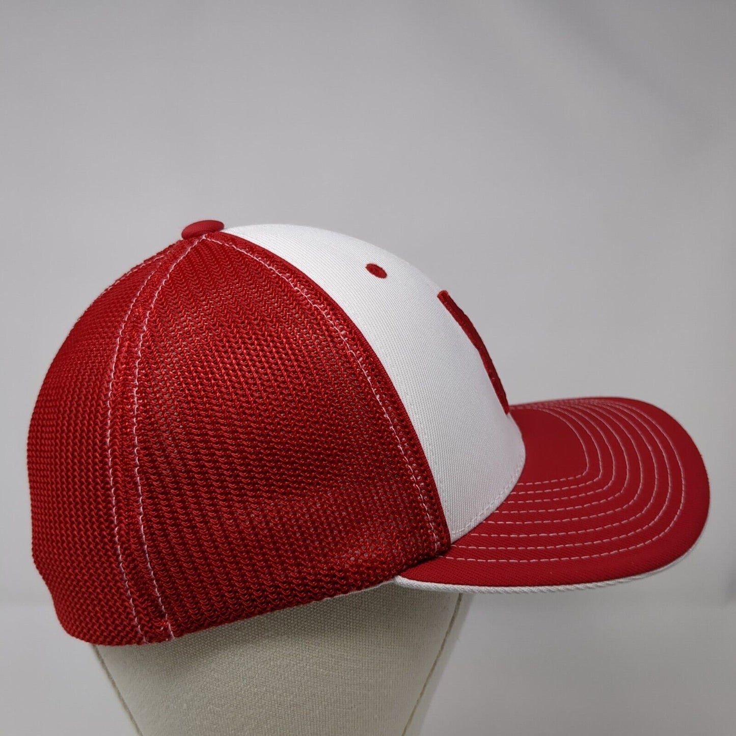 Idaho State Map Fitted Mesh Back Trucker Hat Red 6 7/8-7 3/8 Flexfit