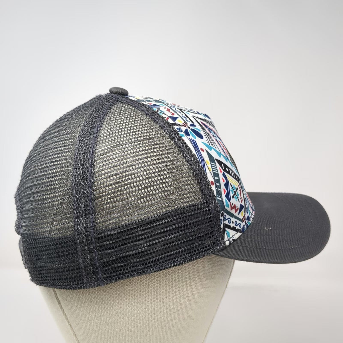 Dakine Gray Aztec Geometric Pattern Leather Patch Trucker Hat One Size Snapback