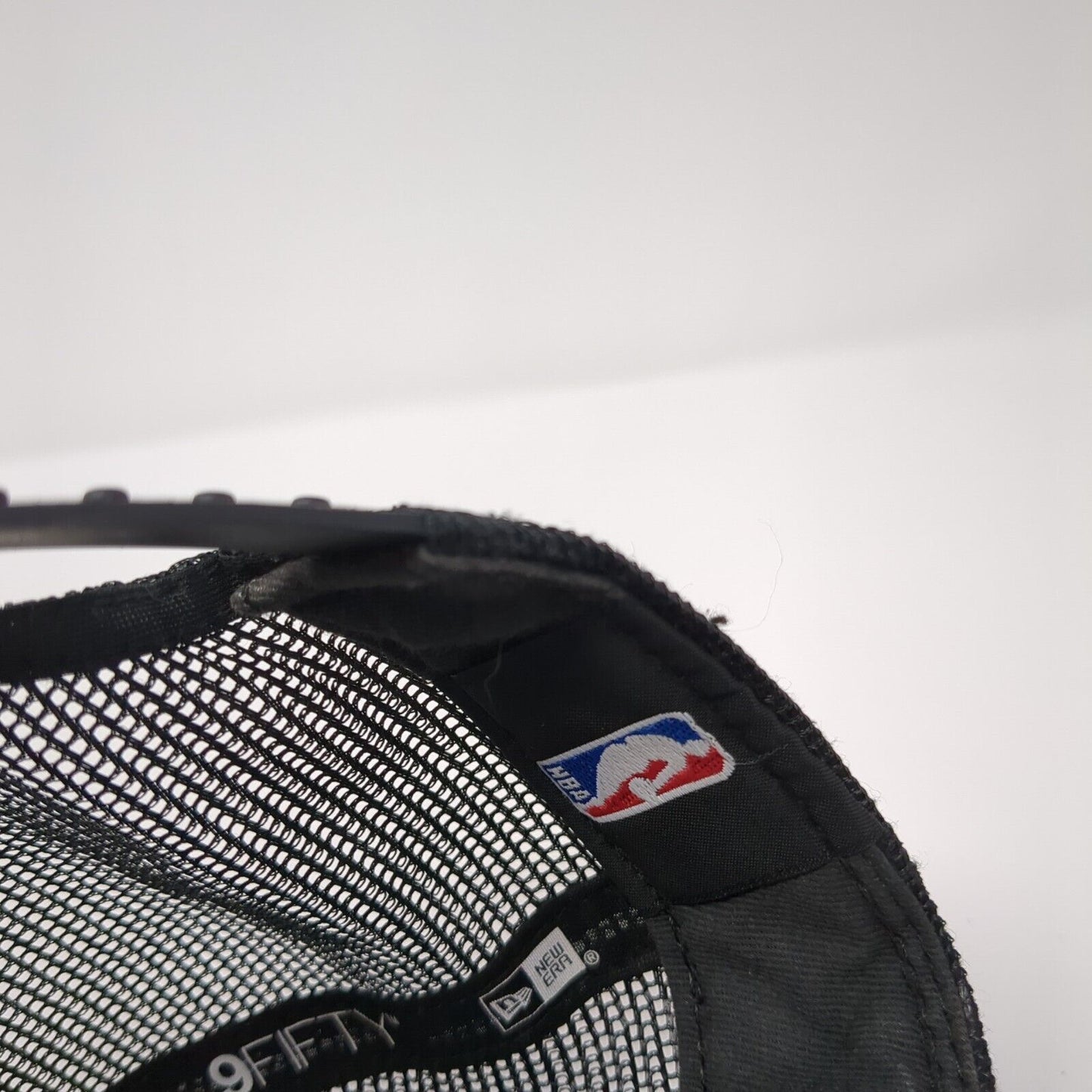 New Era Snapback Mesh Back Trucker Hat Green One Size Embroidered Logo