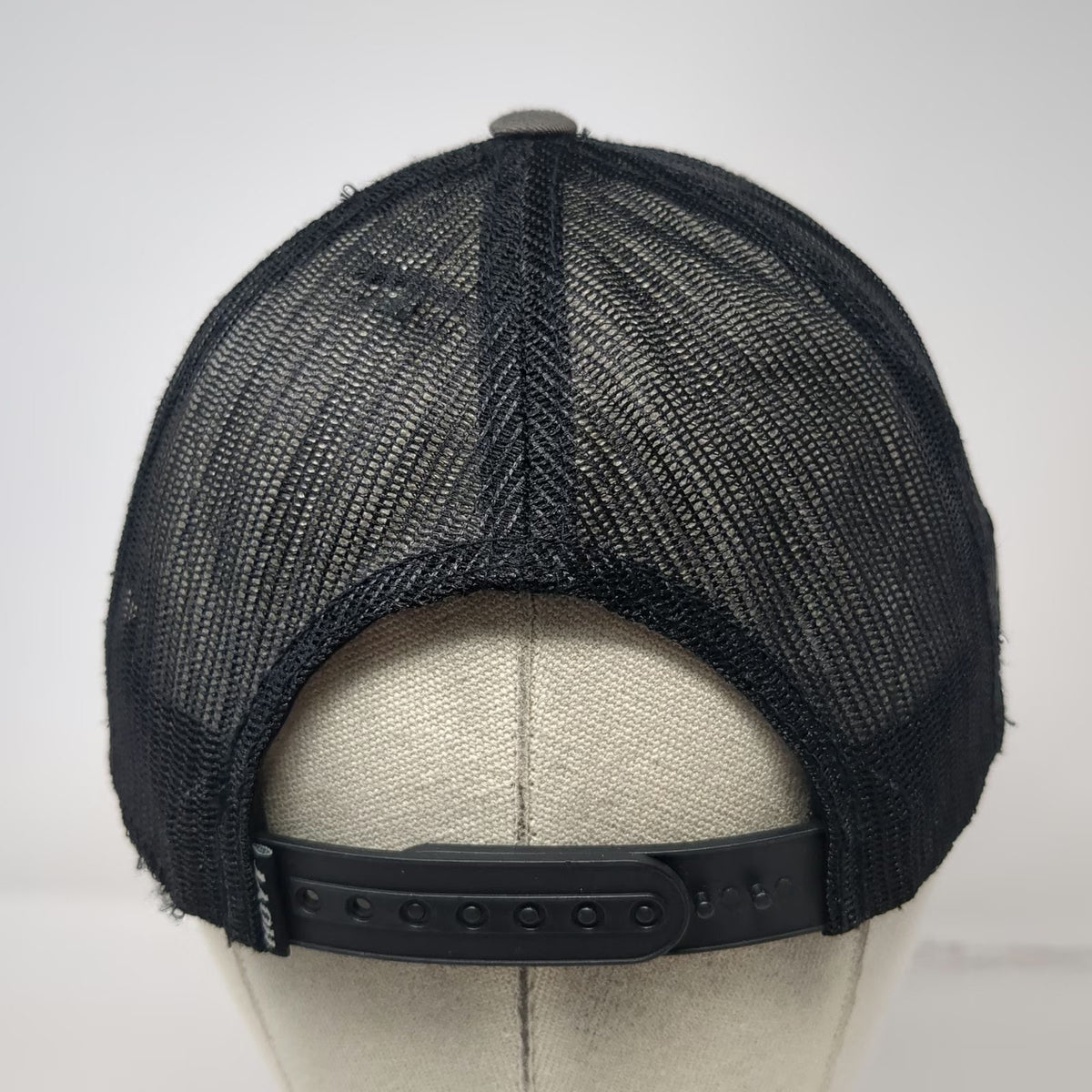 Hoyt Archery REDWRX Gray Trucker Hat One Size Snapback Mesh Logo Patch Hunting