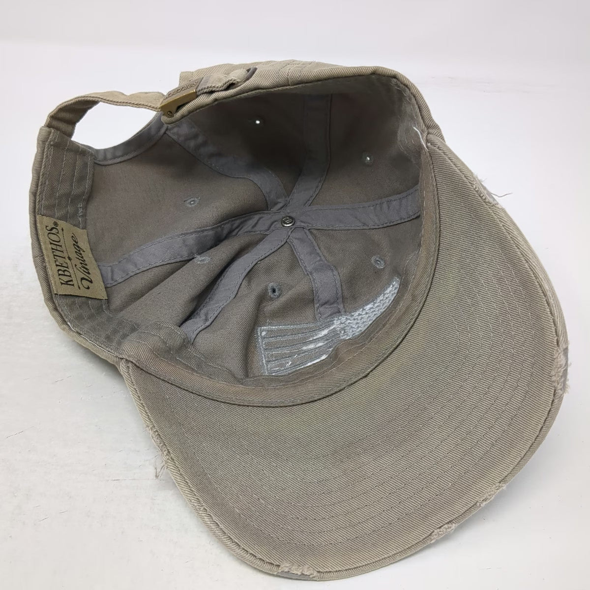 KBETHOS Baseball Cap Beige One Size Distressed American Flag USA Embroidery Hat