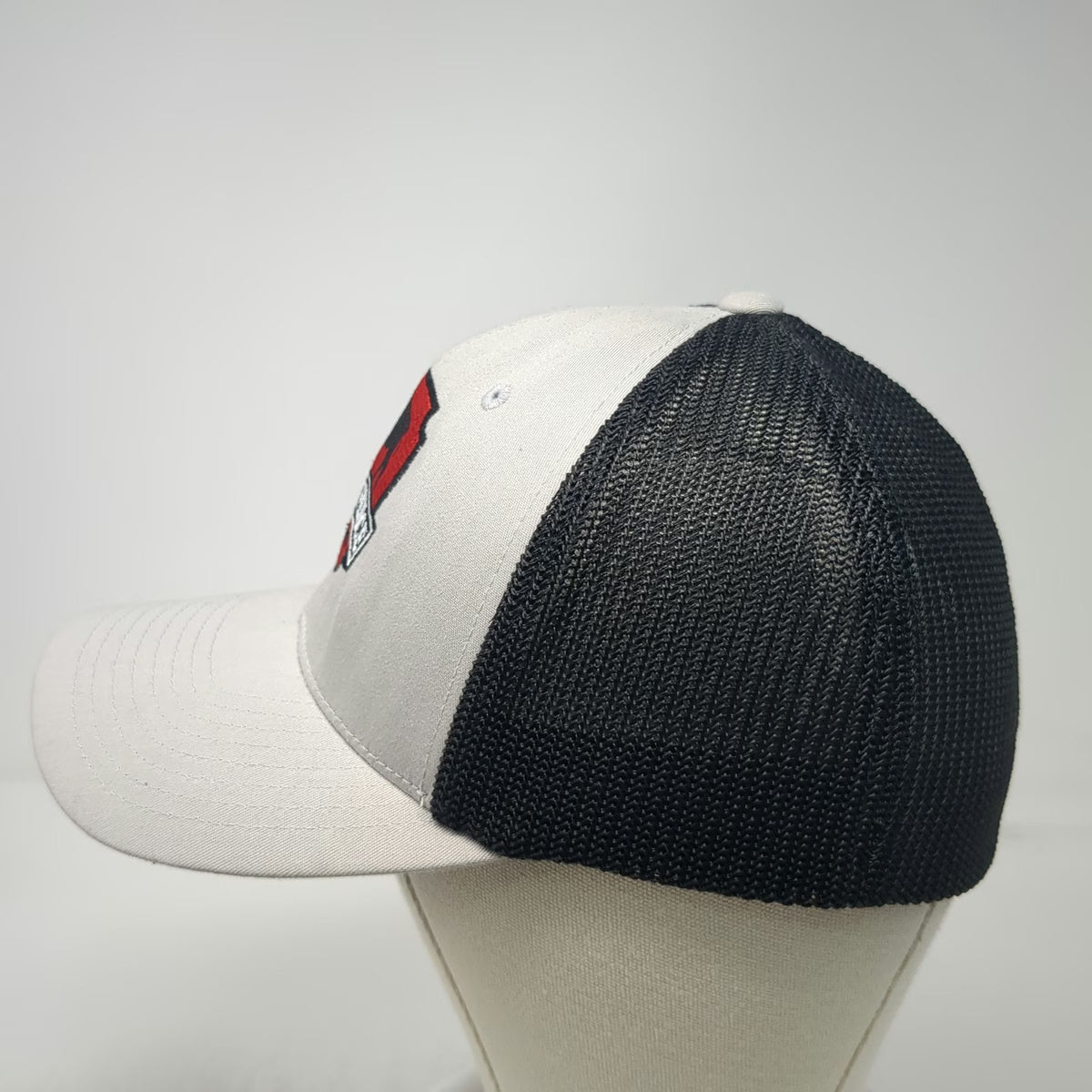 Port Authority Baseball Cap Gray M Butte Fence Bison Logo Mesh Back Fitted Hat