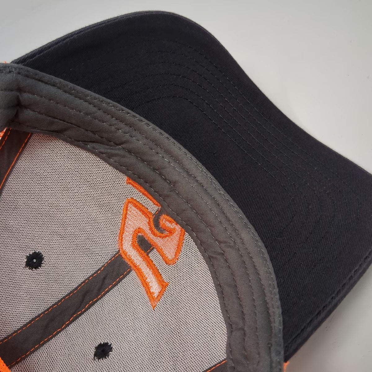 Snap-on Tools Baseball Cap Black Orange One Size Mesh Back Strapback Logo Hat