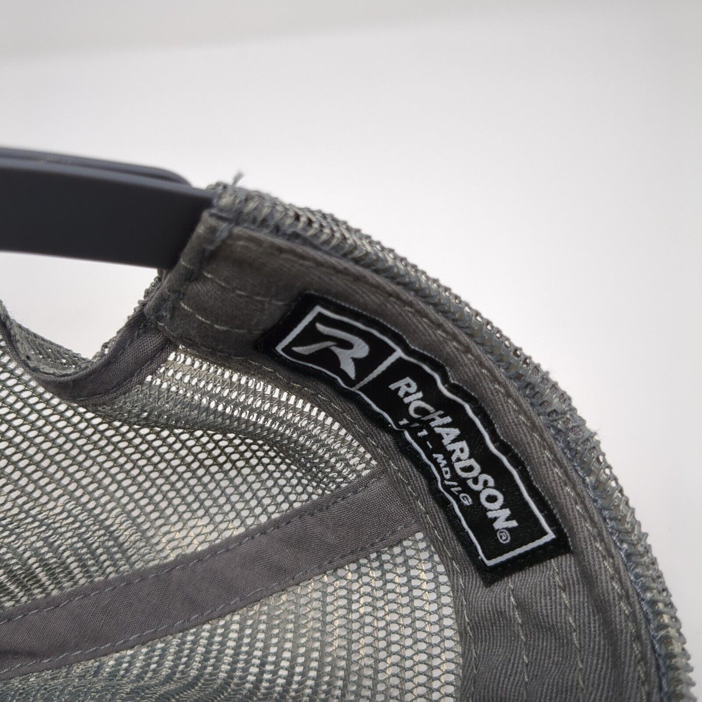 Richardson Snapback Trucker Hat M/L Adjustable Breathable Mesh Back 6 Panel