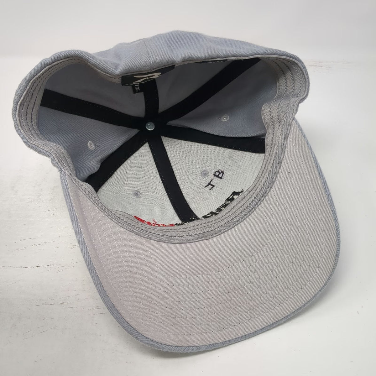 Richardson Baseball Cap Gray M Fitted RapidHot Embroidered Logo Curved Brim Hat