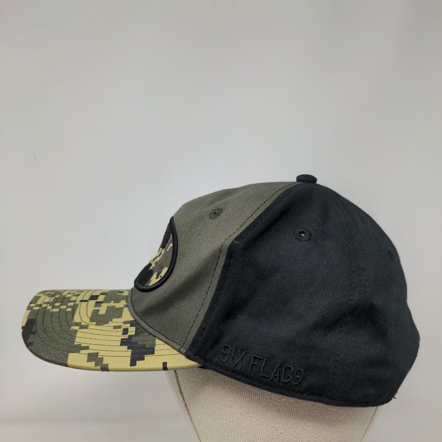 Six Flags Snapback Hat Camouflage OSFA Adjustable Embroidered 6 Panel Cotton