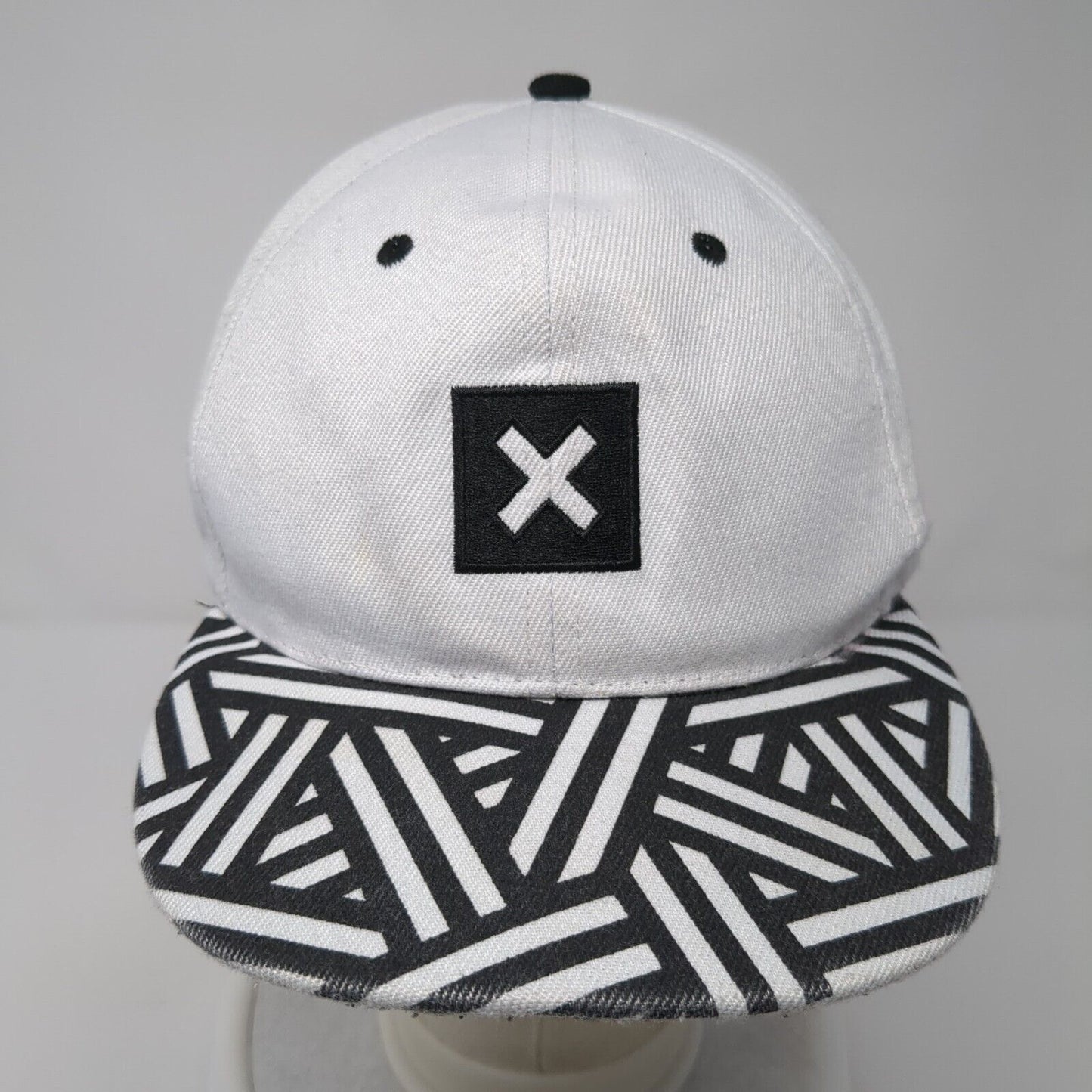 X Snapback Hat White One Size Adjustable Geometric Embroidered 6 Panel