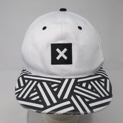 X Snapback Hat White One Size Adjustable Geometric Embroidered 6 Panel