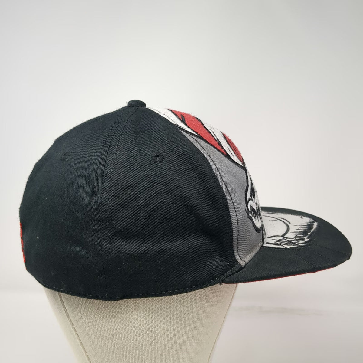 Concept One Dr Seuss Cat in the Hat Baseball Cap Black Gray Red White L Fitted