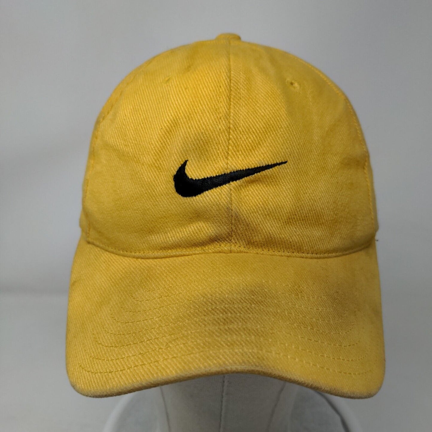 Nike Swoosh Snapback Hat Yellow One Size Embroidered Adjustable Vintage Tag