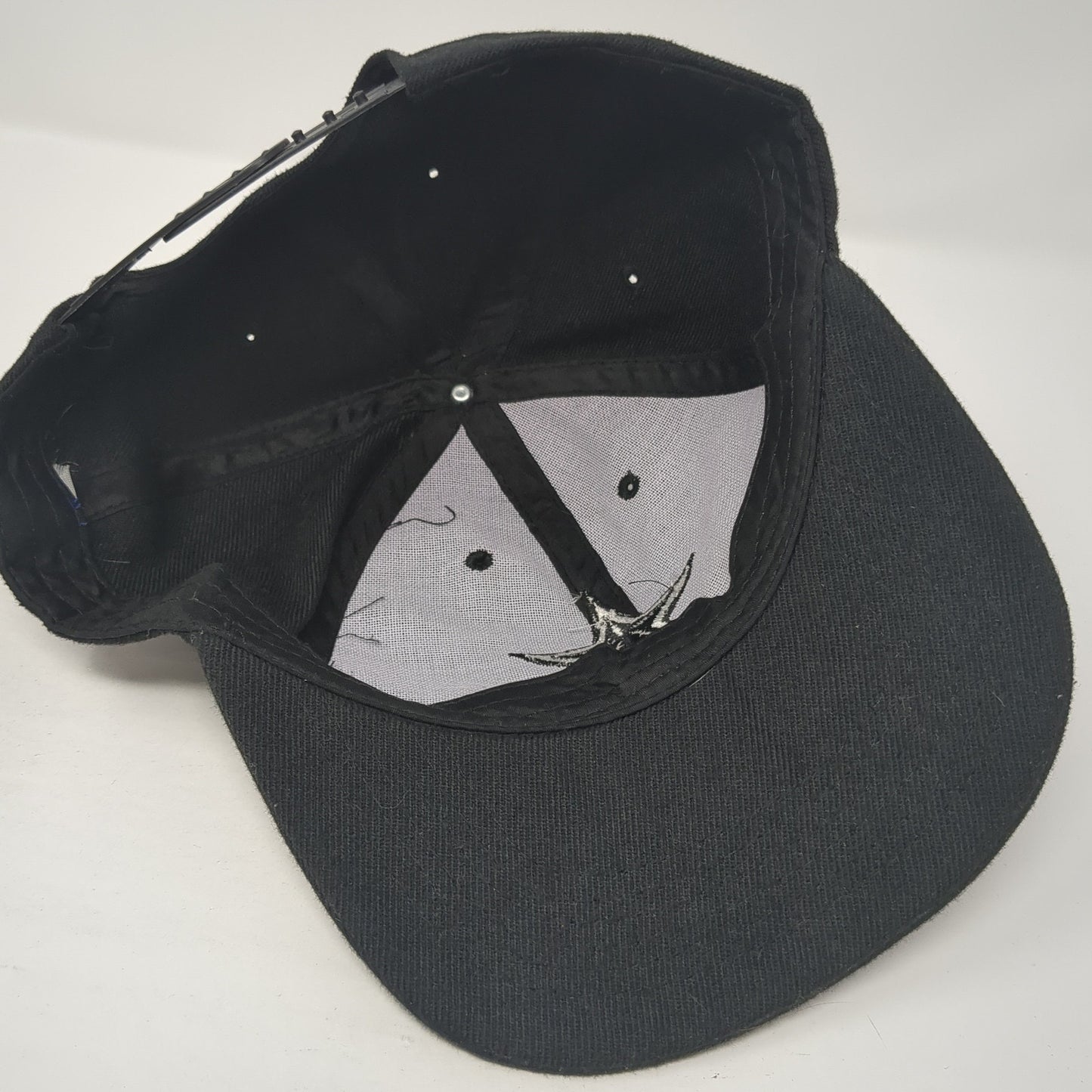 Star Snapback Hat Black One Size Adjustable Embroidered Logo 6 Panel