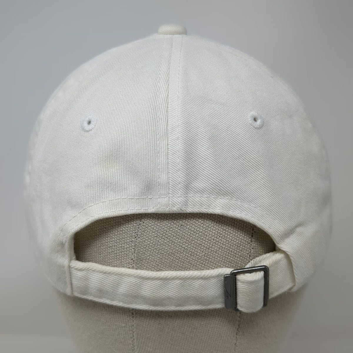 Nike Baseball Cap White One Size Slideback Embroidered Logo Swoosh Sport Hat