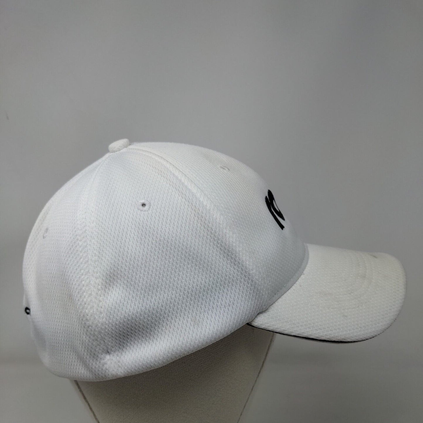 Roar Fitted Hat White L/XL Embroidered Swoosh 6 Panel Nike Golf Polyester