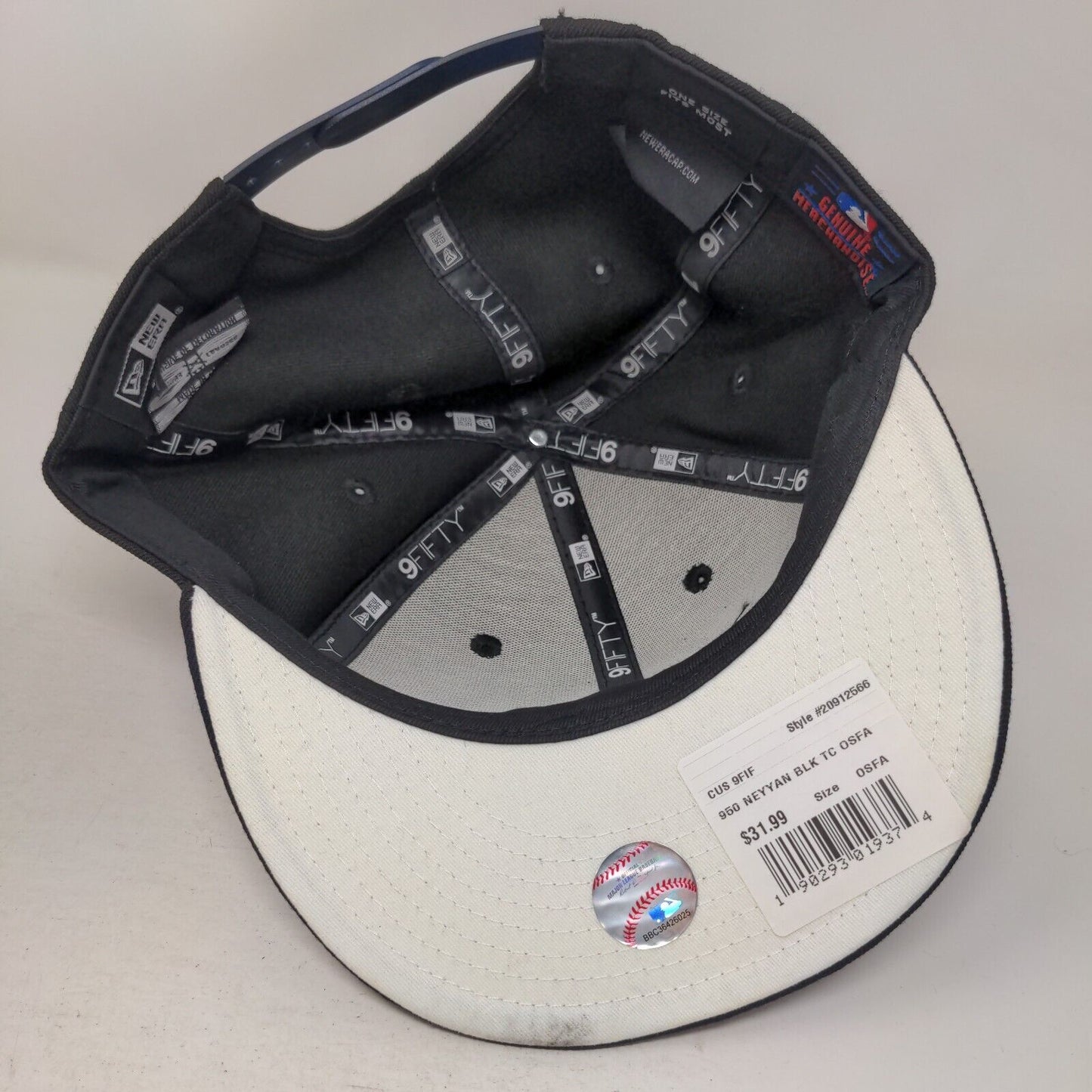 New York Yankees Snapback Hat Black Blue OSFM Embroidered MLB New Era 9Fifty