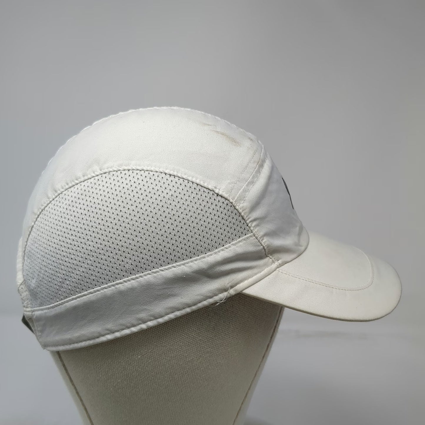 Under Armour White One Size 5 Panel Hat Mesh Strapback Reflective Logo
