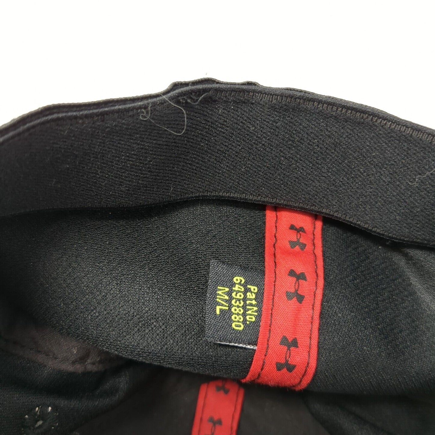 Under Armour Logo Fitted Hat Black Medium/Large Stretch Vent Holes