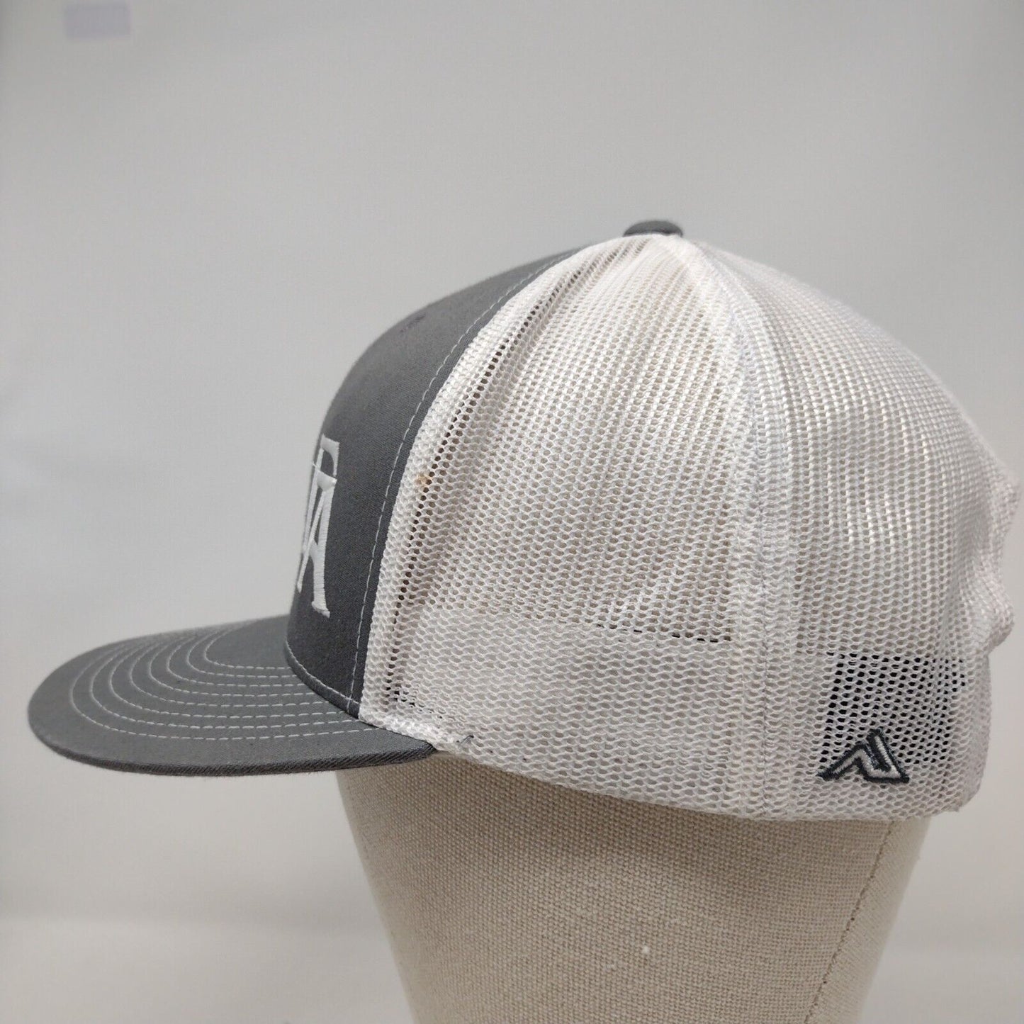 FA Snapback Mesh Back Trucker Hat Gray OSFA D-Series 4D3 Colorblock