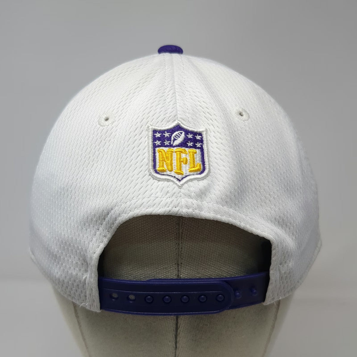 New Era Snapback White Purple One Size NFL Minnesota Vikings Embroidered Hat