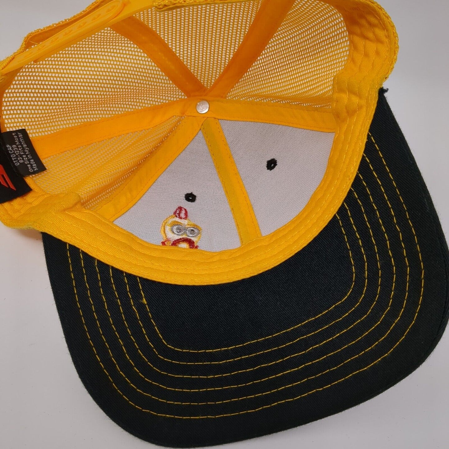 Screaming Chicken Snapback Trucker Hat Multicolor OS Adjustable Mesh Back Otto
