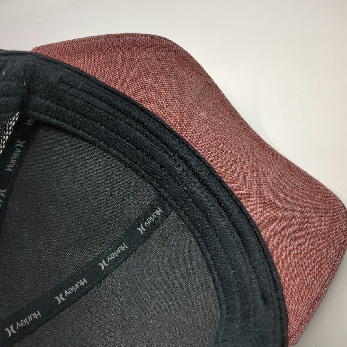 Hurley Baseball Cap Red Black One Size Nike Dri-FIT Mesh Back Logo Sports hat