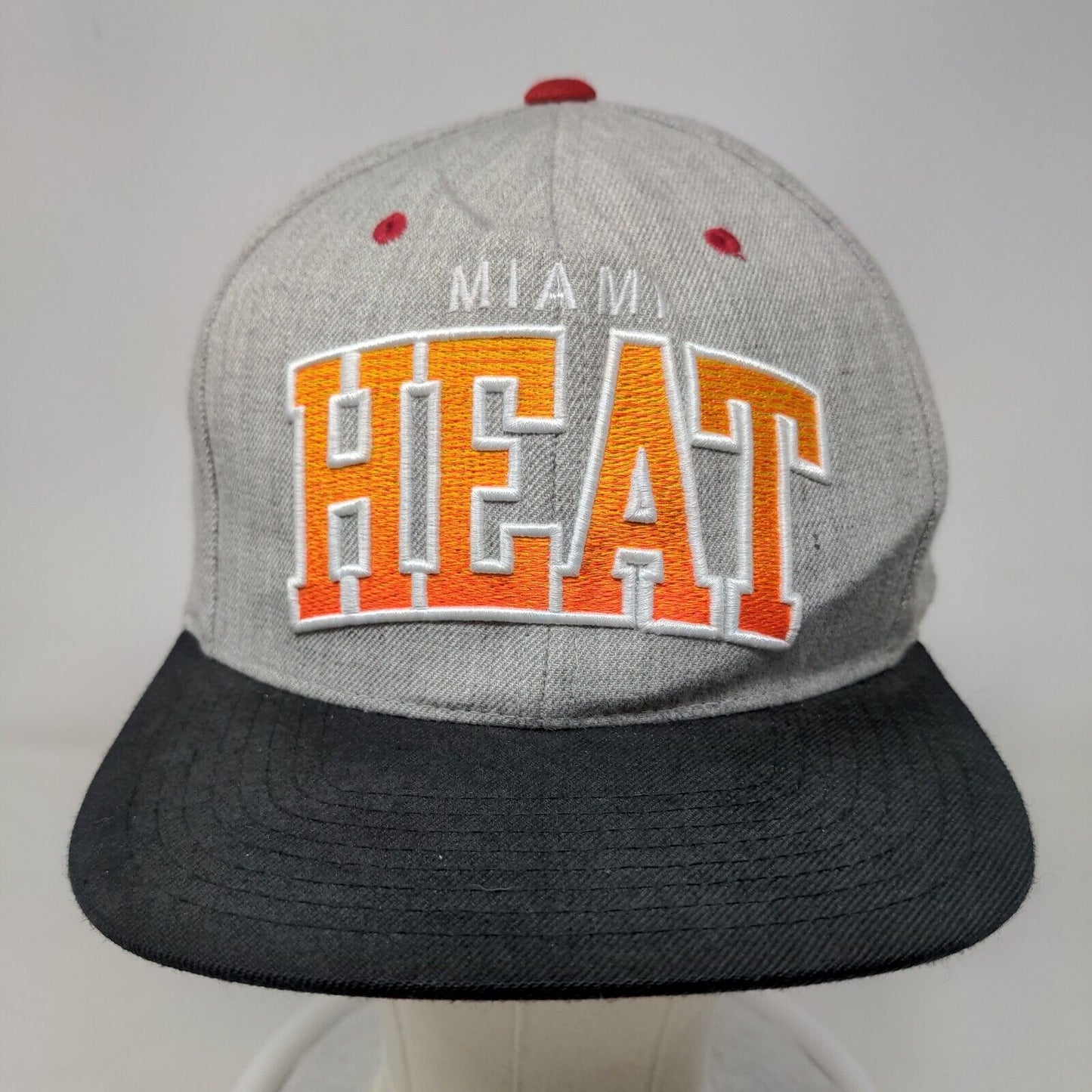 Mitchell & Ness Men's Snapback Hat Gray Embroidered Miami Heat Hardwood Classics