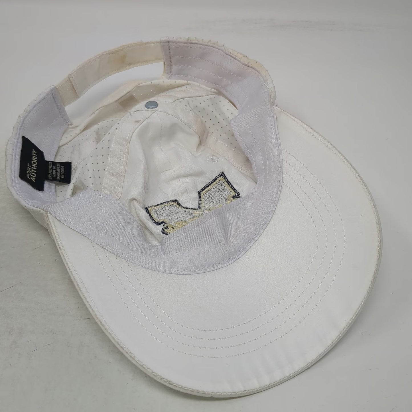 Port Authority Vikings White Baseball Cap One Size Strapback Polyester Mesh Hat