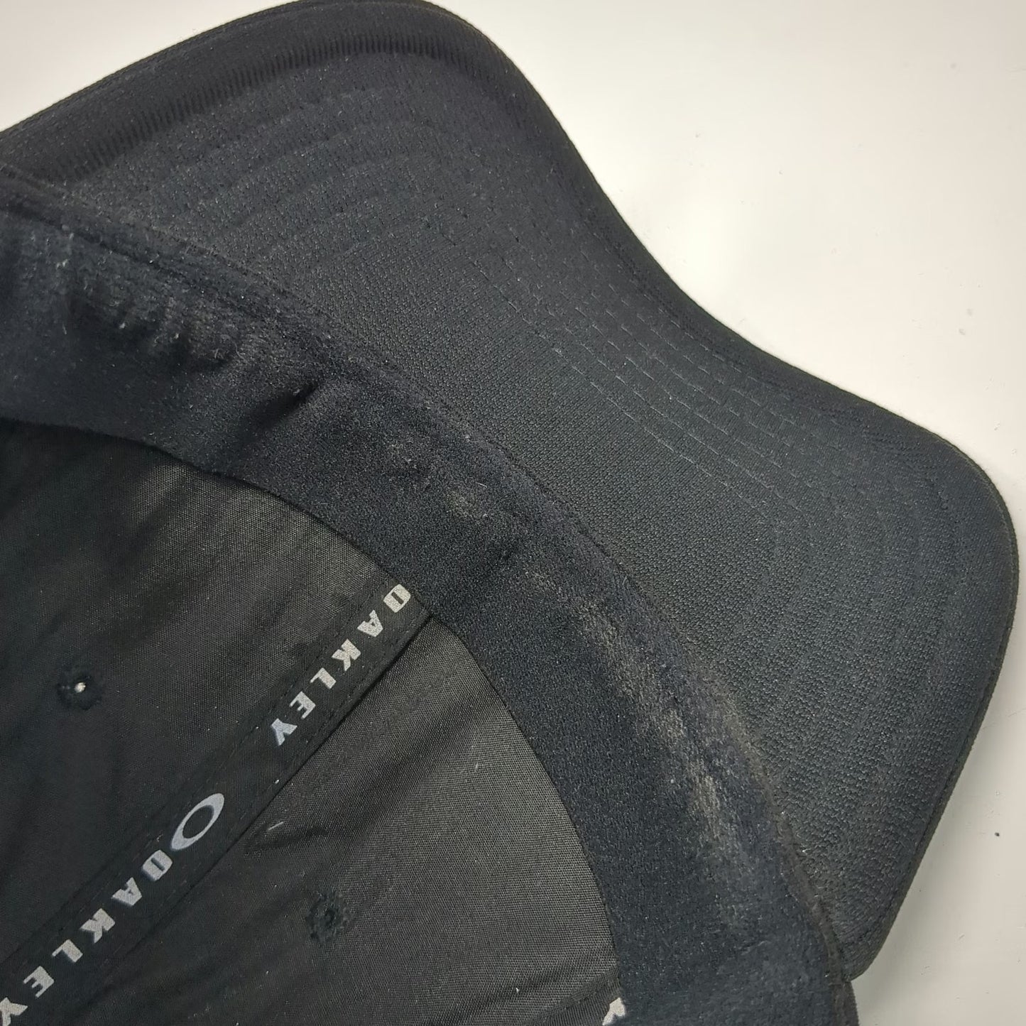 Oakley Baseball Cap Black M Performance Flex Carbon Fiber Icon Curved Brim hat