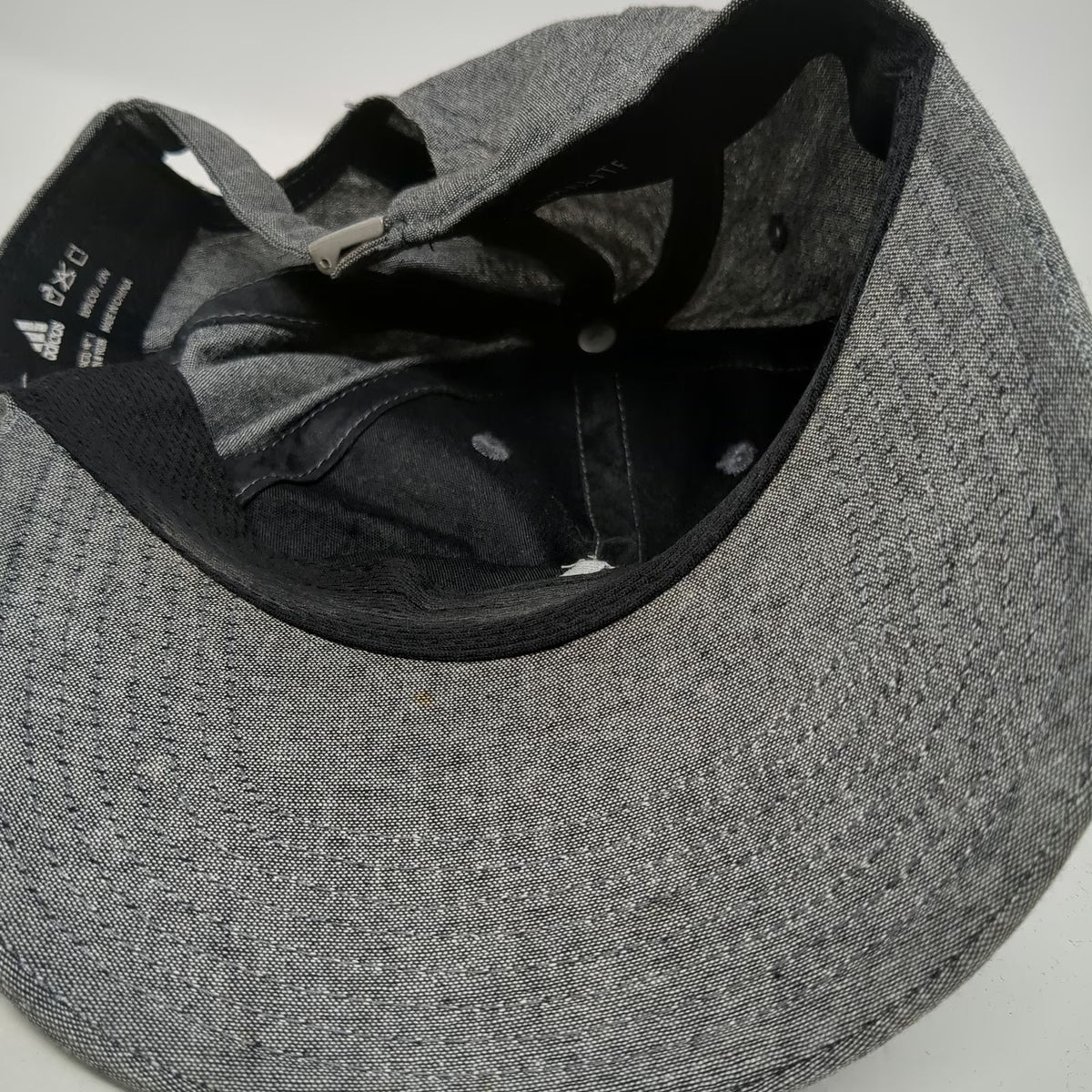 Adidas Baseball Cap Gray One Size Embroidered Logo Adjustable Cotton Curved Hat