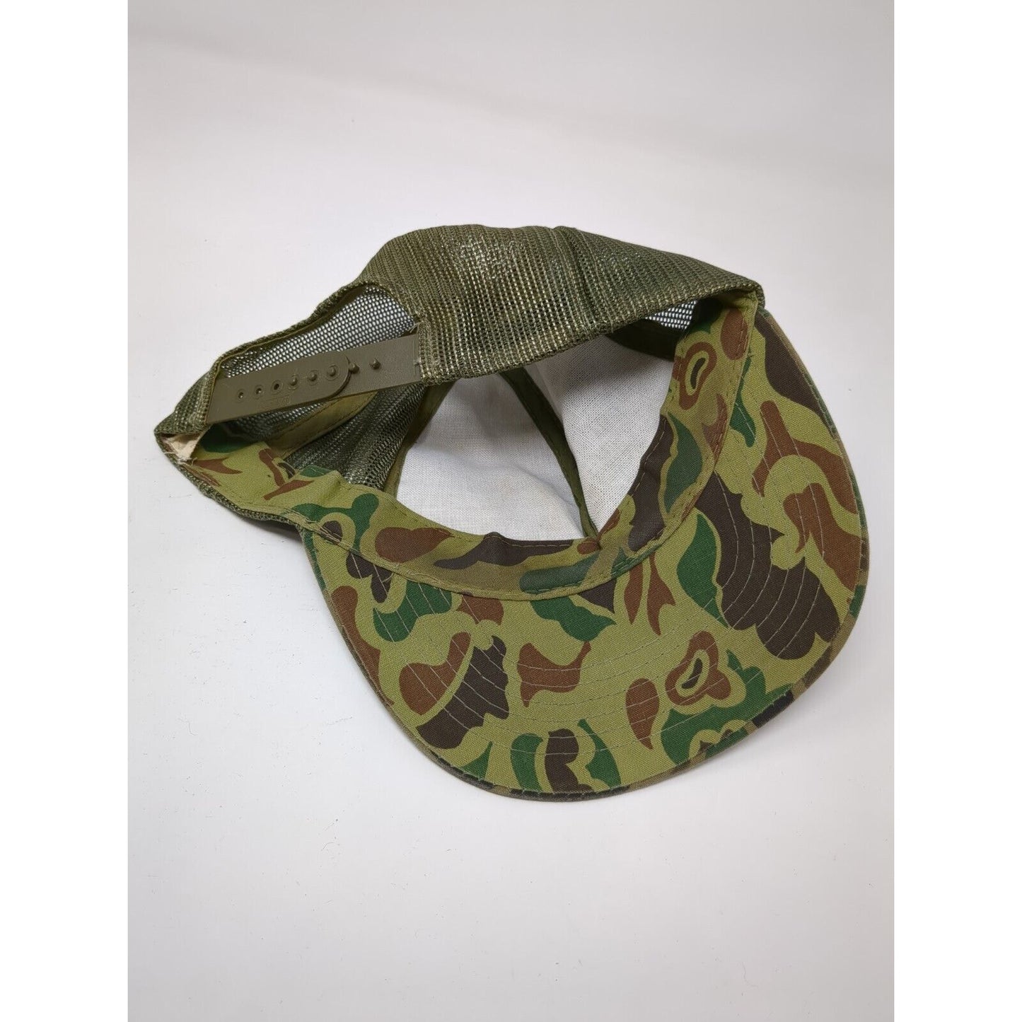 Unbranded Snapback Trucker Hat Camouflage OSFA Mesh Back Adjustable