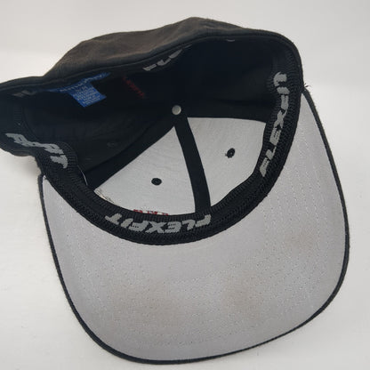 WM Logo Fitted Hat Black Medium Stretch Flexfit Solid Port Authority