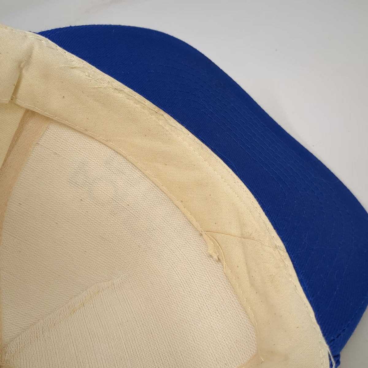 Mohr's Ponderosa Paint 5 Panel White Blue Snapback Hat One Size Braided Rope