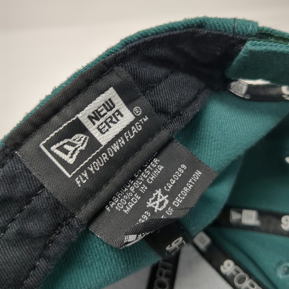 Philadelphia Eagles NFL New Era Cap Green Black One Size OSFM Strapback Hat Logo