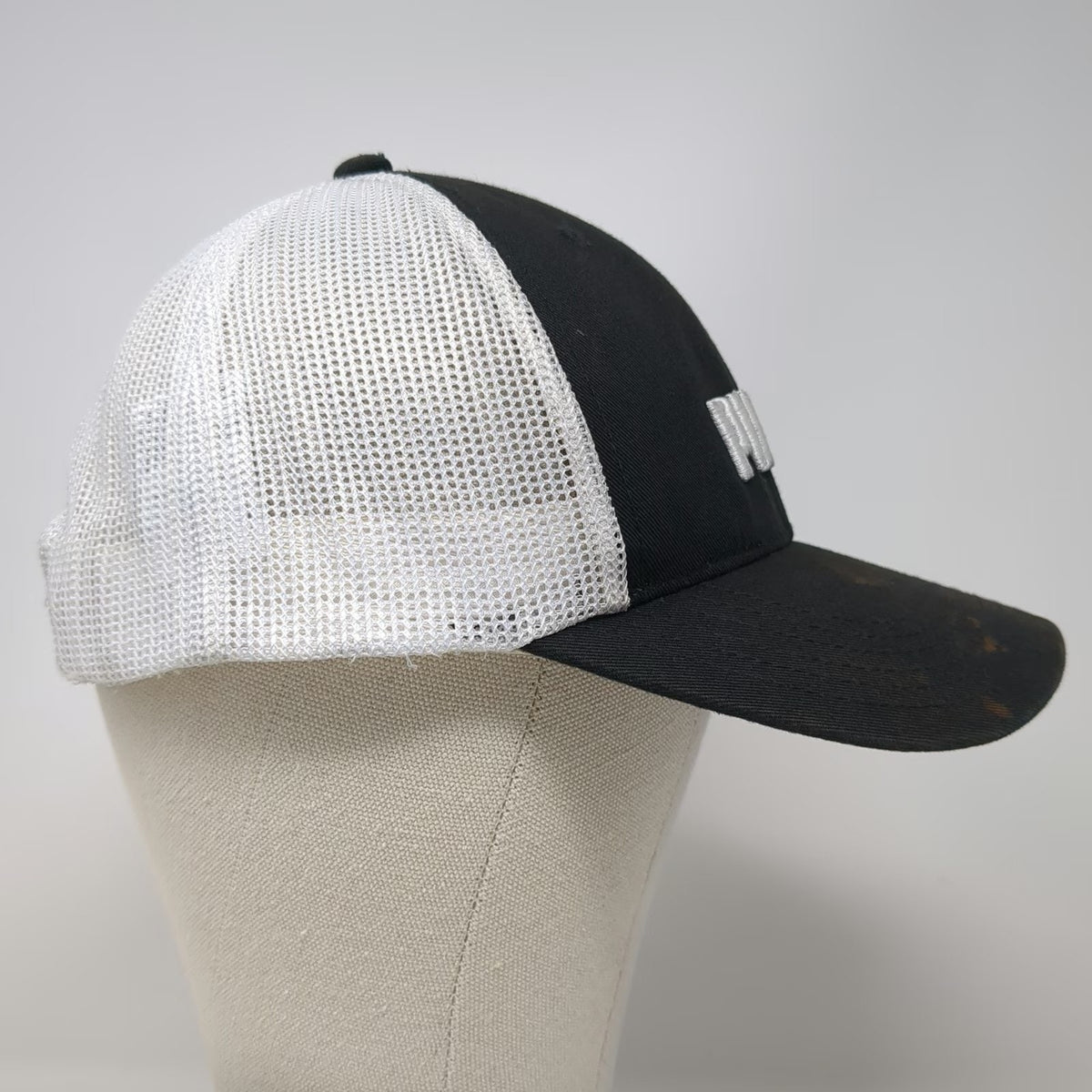 Puma Trucker Hat Black One Size Mesh Back Snapback Embroidered Logo Athletic