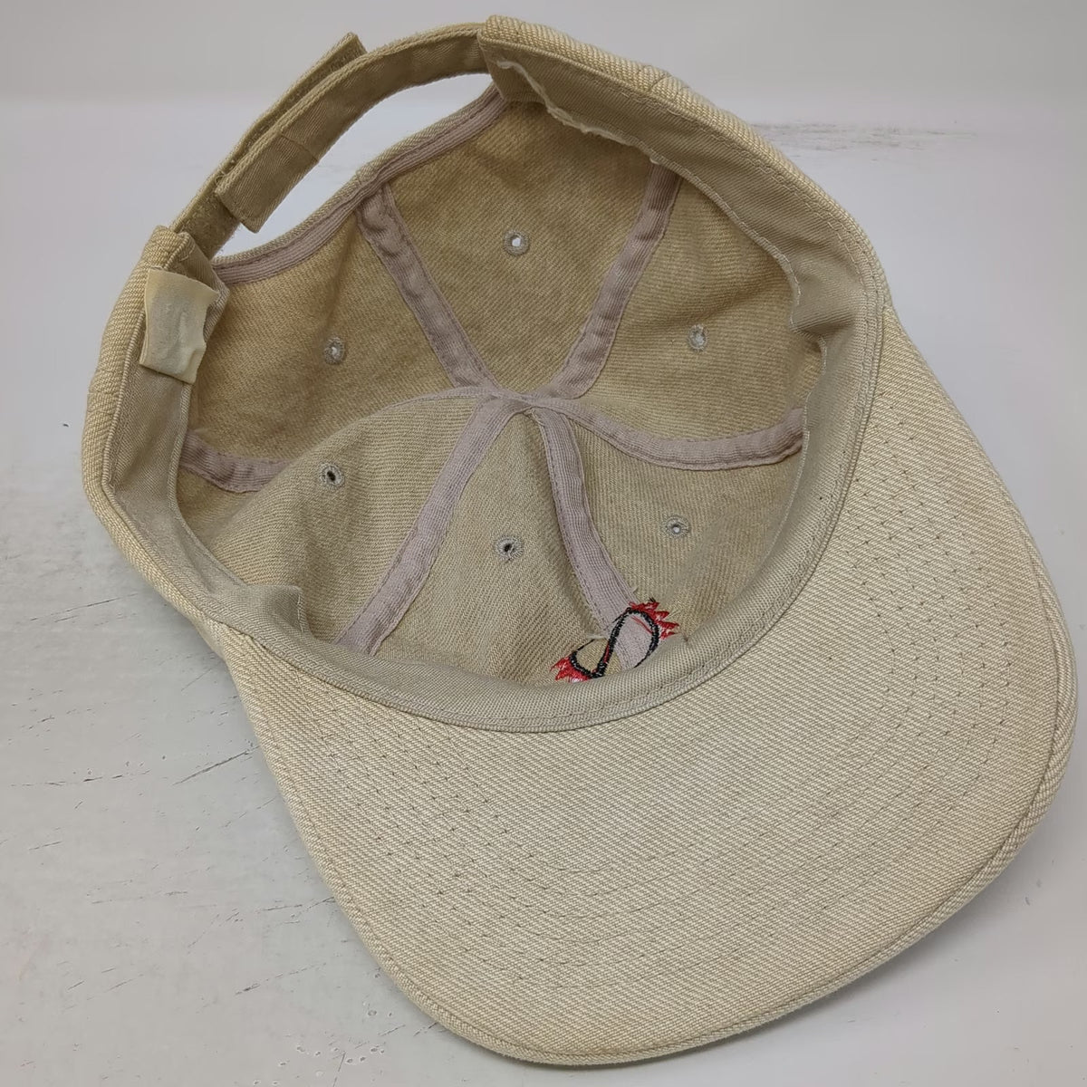 Pullover Prints Baseball Cap Beige One Size Helio Super Courier Strapback Hat