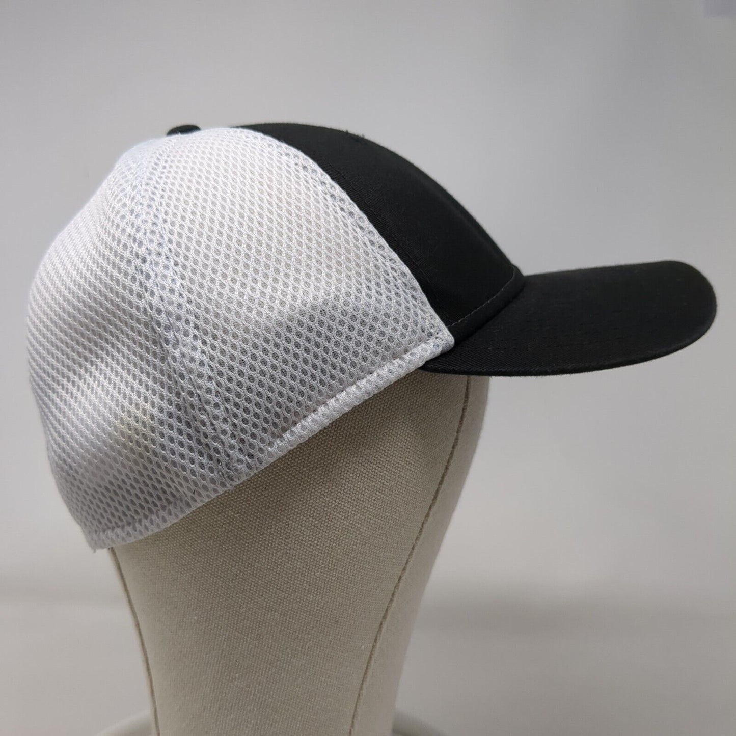 New Era Fitted Trucker Hat Black L/XL Breathable Mesh Back 39Thirty 6 Panel