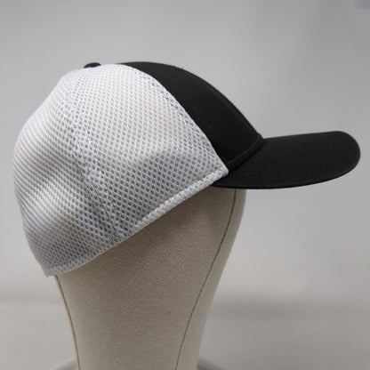 New Era Fitted Trucker Hat Black L/XL Breathable Mesh Back 39Thirty 6 Panel