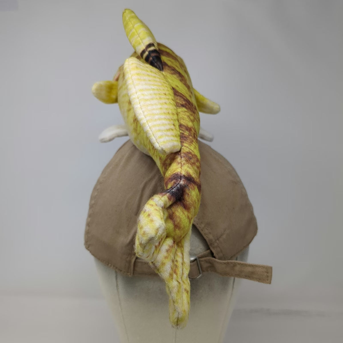Cabela's Baseball Cap Beige Walleye Plush Fish Hat Cotton Adjustable Novelty