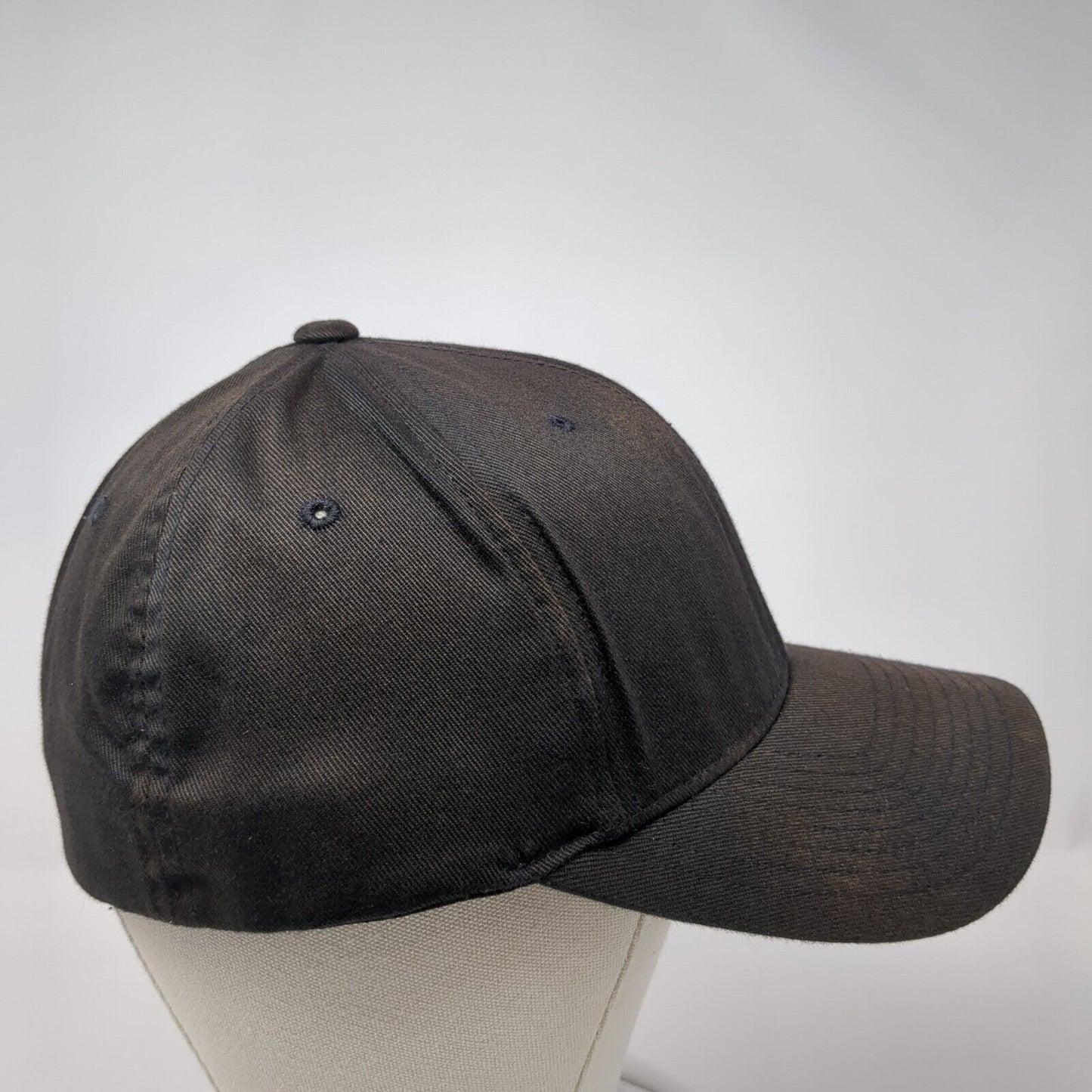 Disc Golf Fitted Hat Black L-XL Stretch Embroidered Flexfit Yupoong