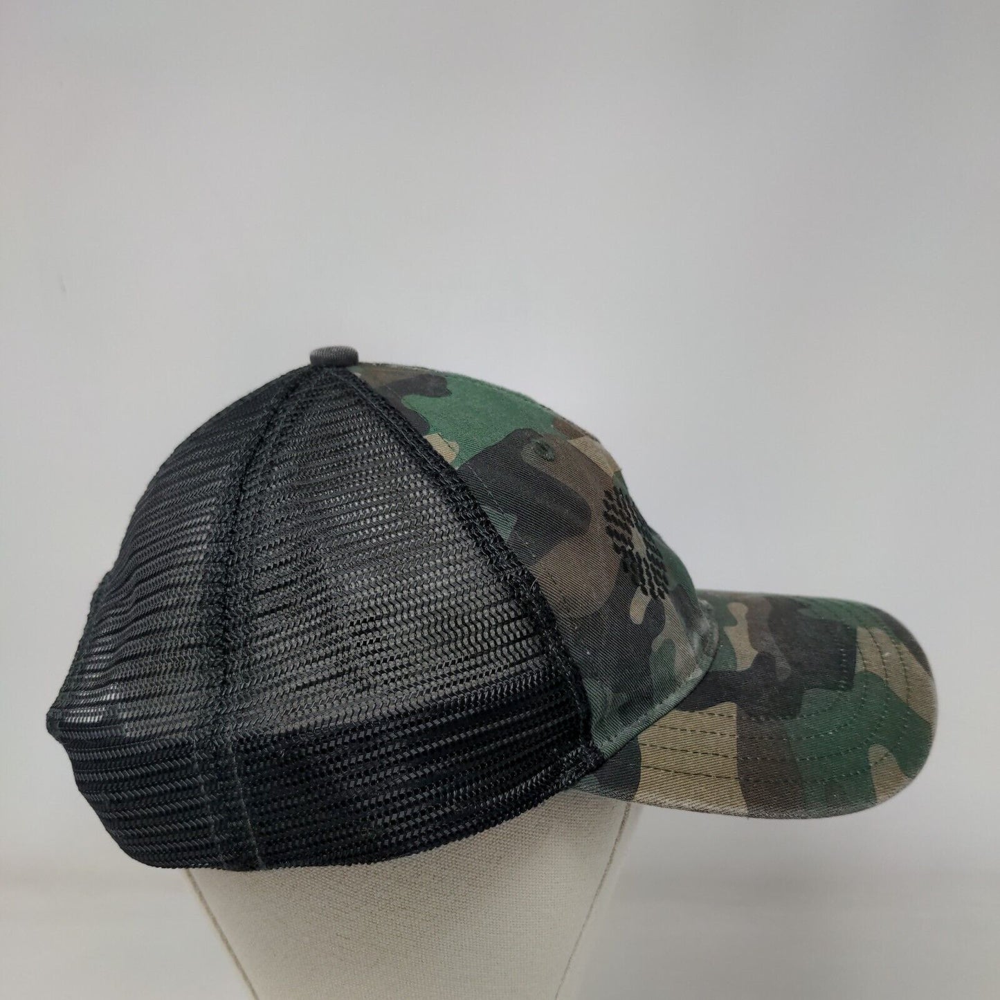 Trulive Snapback Trucker Hat Camouflage M/L Adjustable Mesh Back Richardson