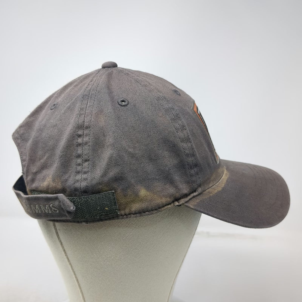 Simms Baseball Cap Gray OSFM Fishing Products Bozeman Montana Patch Hat Strap