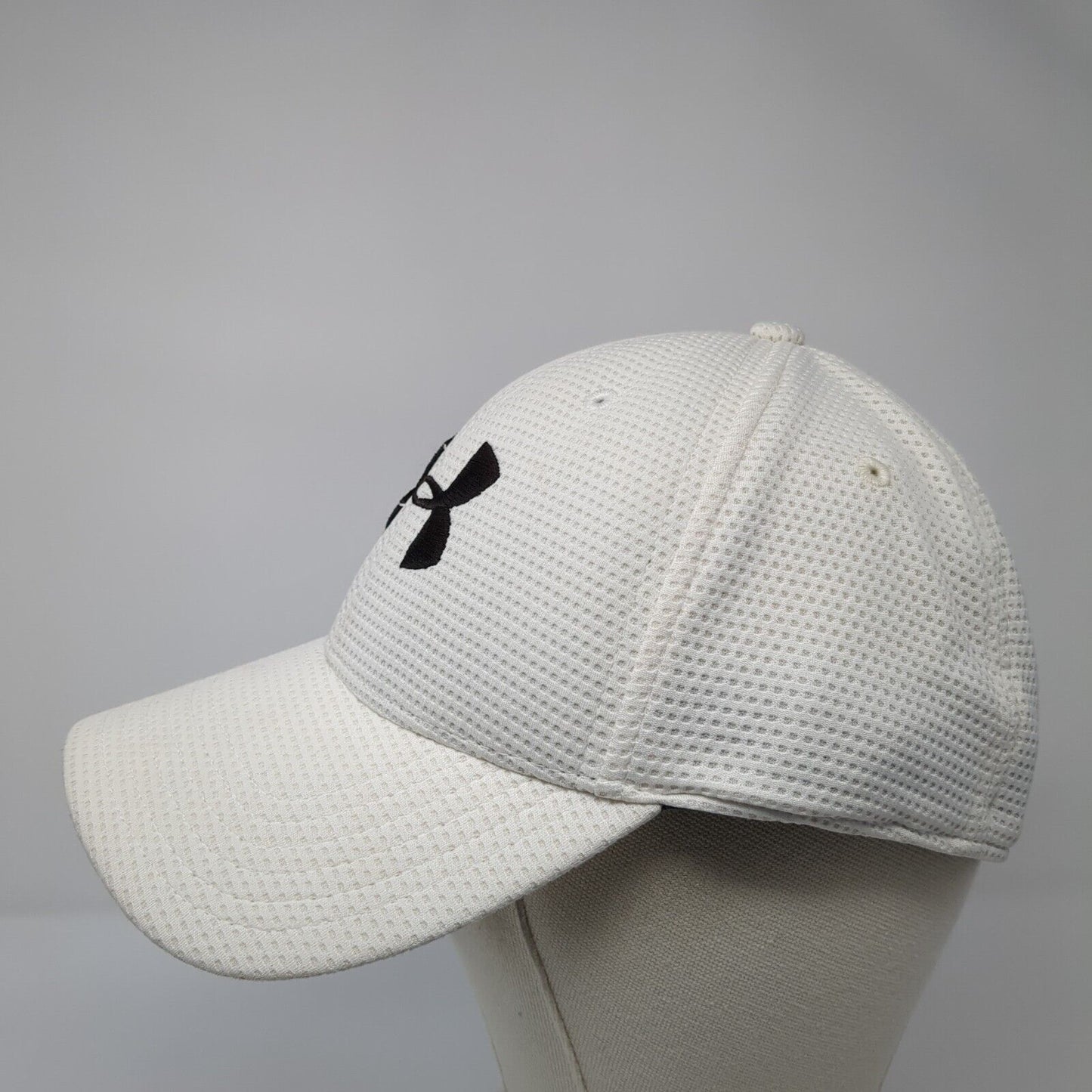 Under Armour Fitted Hat White L/XL Lightweight Embroidered Vented Holes 6 Panel