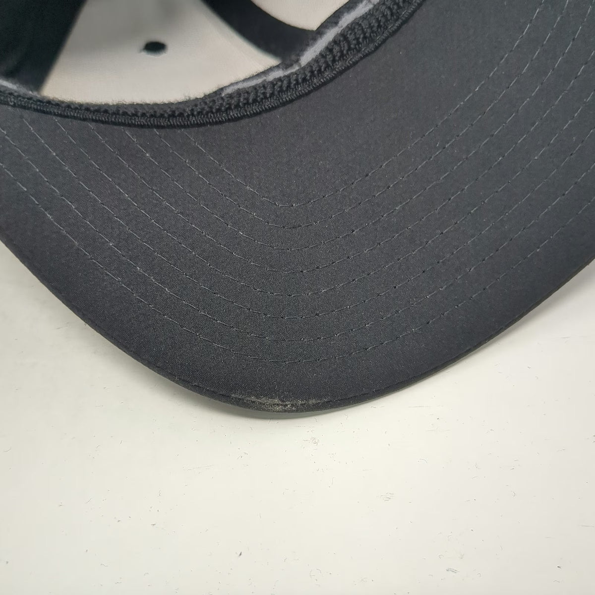 RVCA Baseball Cap Black One Size Fitted Flexfit Mid Fit Logo Patch Nylon Hat